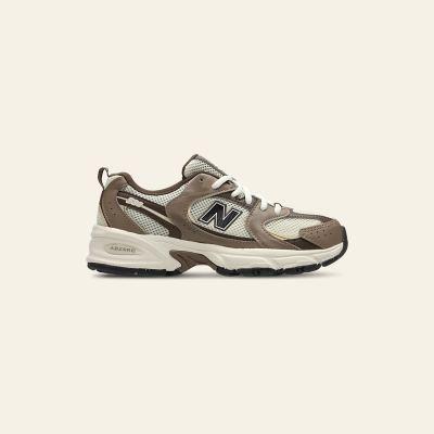 New Balance 530 brown and white sneakers